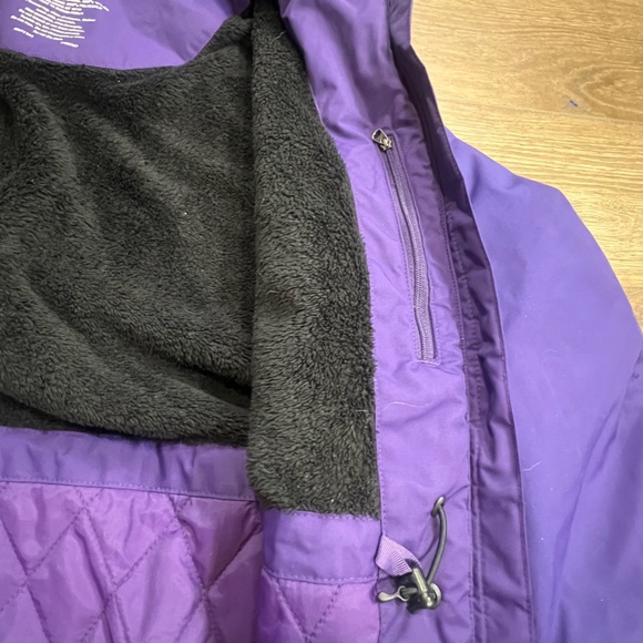L. L. Bean Women's Warmer Winter Jacket, Purple Size Medium - Picture 9 of 14
